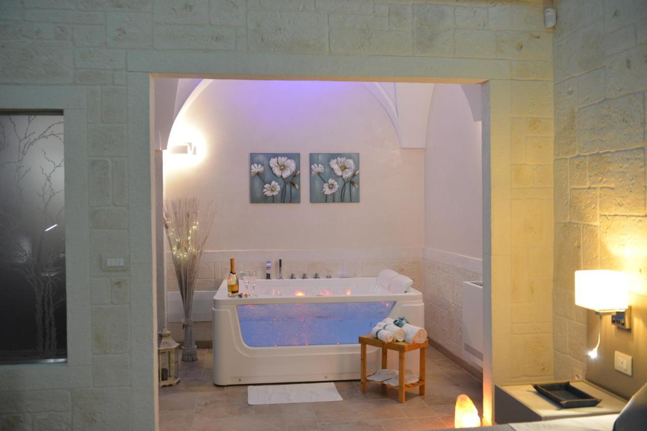 Suite Laurel Spa Con Idromassaggio Фазано Экстерьер фото