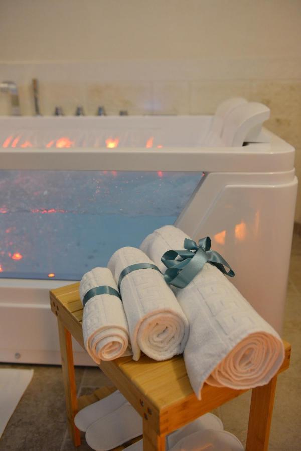 Suite Laurel Spa Con Idromassaggio Фазано Экстерьер фото