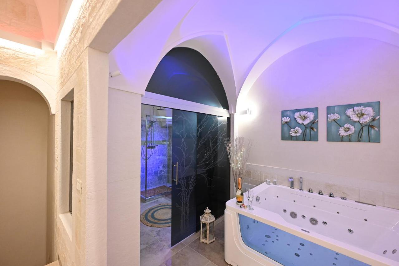 Suite Laurel Spa Con Idromassaggio Фазано Экстерьер фото