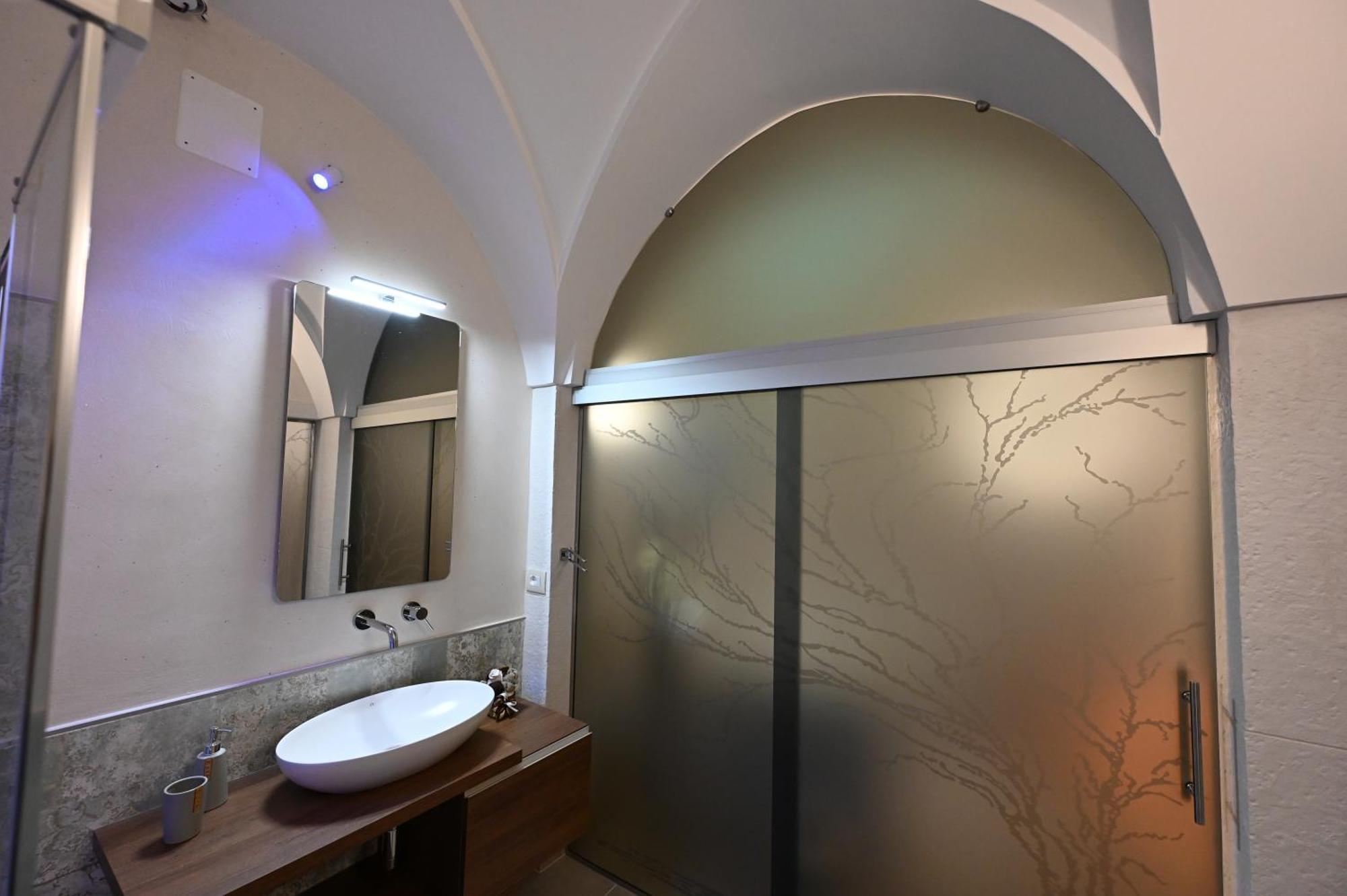 Suite Laurel Spa Con Idromassaggio Фазано Экстерьер фото